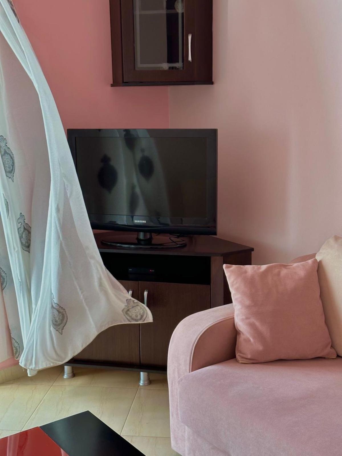 Esmeralda Apartaments ساراندا المظهر الخارجي الصورة