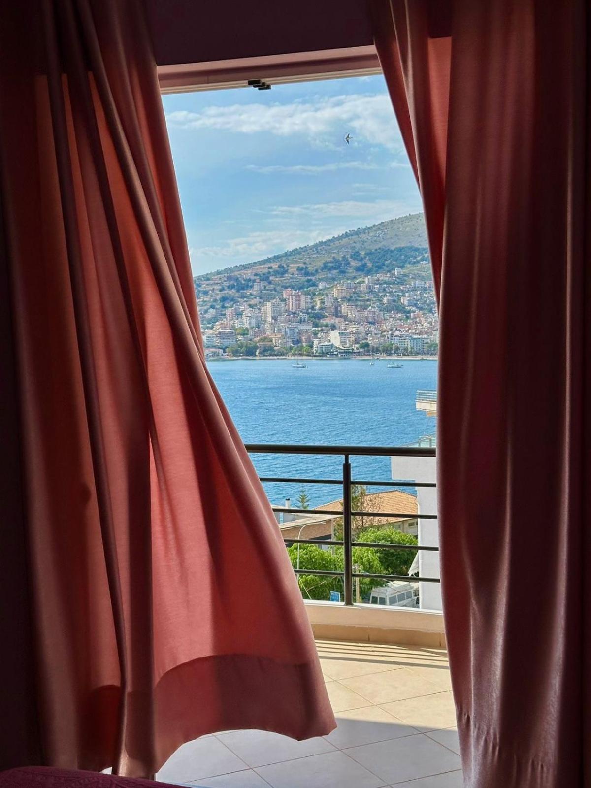 Esmeralda Apartaments ساراندا المظهر الخارجي الصورة