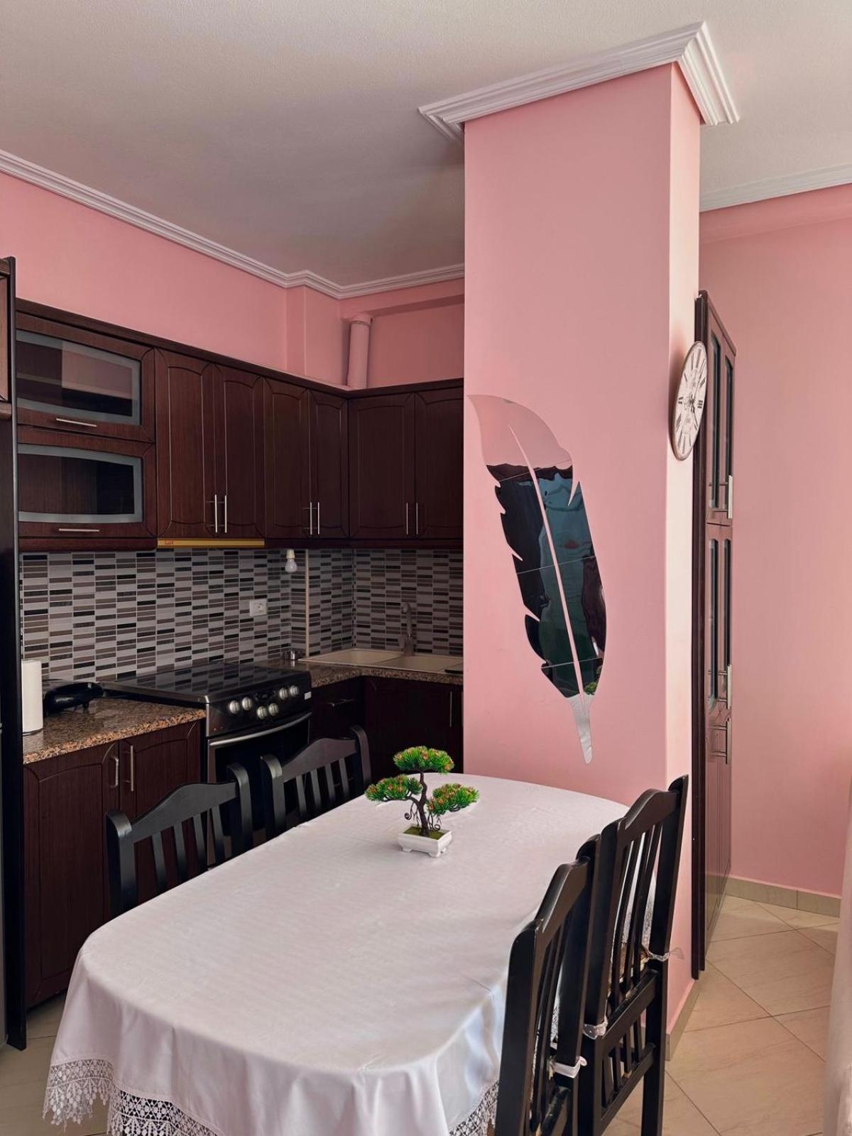 Esmeralda Apartaments ساراندا المظهر الخارجي الصورة